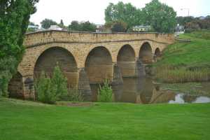 RICHMOND-BRIDGE (2)
